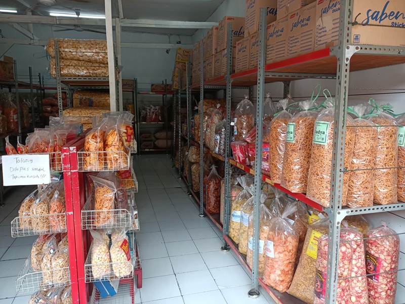 JUAL KERIPIK TEMPE SAGU KILOAN TERDEKAT