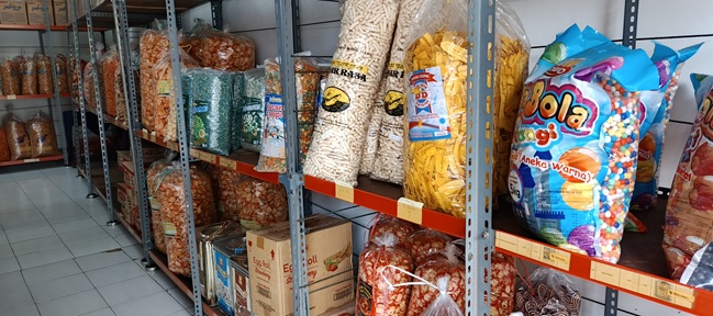 TOKO KERIPIK USUS AYAM TERDEKAT